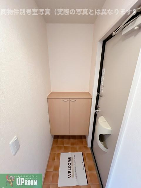 イルマーレ Aの玄関