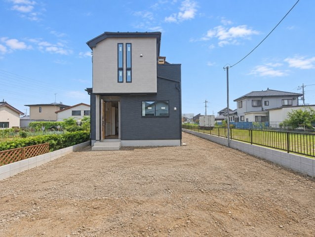 三郷市　彦糸1丁目　新築戸建　全2棟