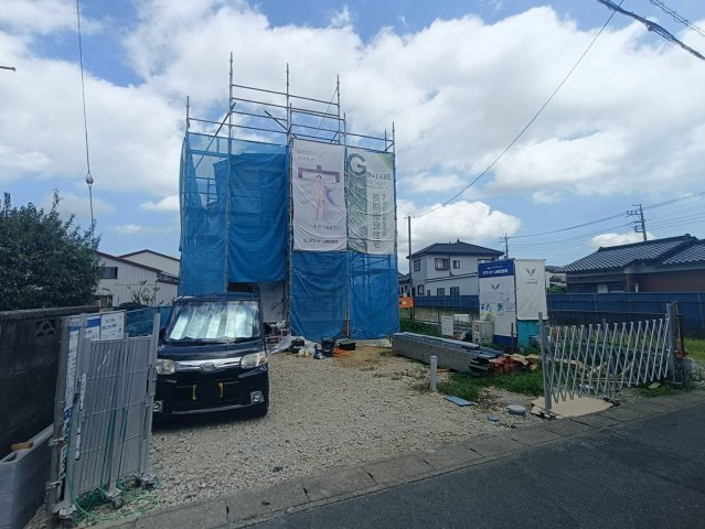 三郷市　彦糸1丁目　新築戸建　全2棟の前面道路含む現地写真|前面道路含む現地写真です