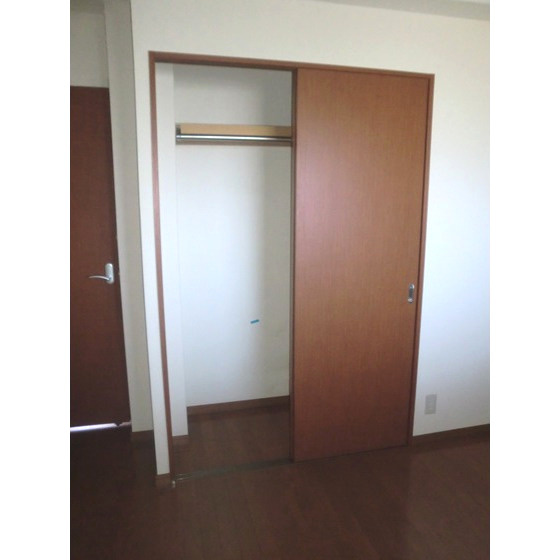 プラウド神園の収納