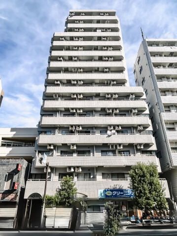 スカイコート池袋第２の外観