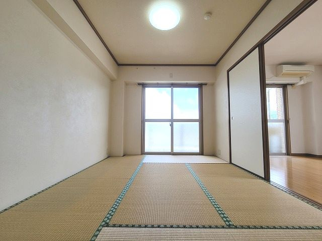 Balcony8南の丸の和室