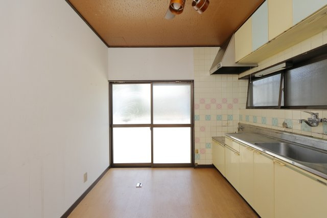 春江町3丁目戸建のキッチン