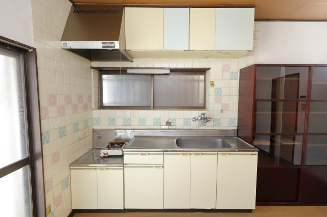 春江町3丁目戸建のキッチン