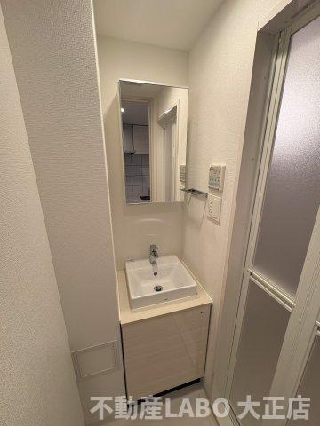 エスリード難波VALOREの洗面所