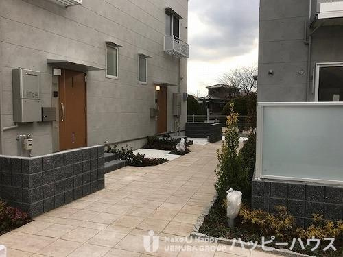 ロータスのエントランス|別号数タイプ