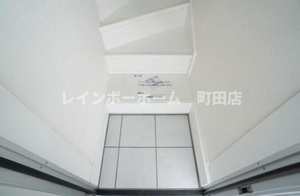 Terrace SELENE※初期費用分割あと払いサービス利用可能物件の玄関