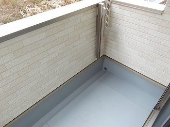【バルコニー】 | プランドールⅢ | お洗濯にも便利なバルコニー付き