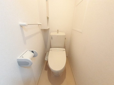 【トイレ】 | プラシード三宅 | シンプルで使いやすいトイレです