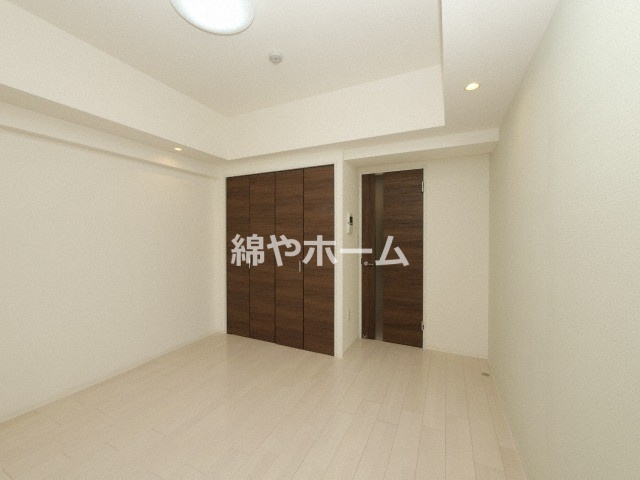 ウエンズ大阪城北の寝室|開放的な寝室です
