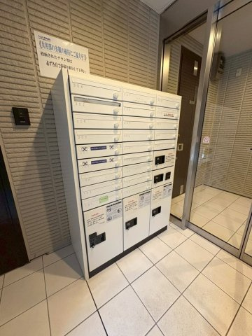 アーバンドエル新中野の玄関|★シューズボックス★※写真は別号室