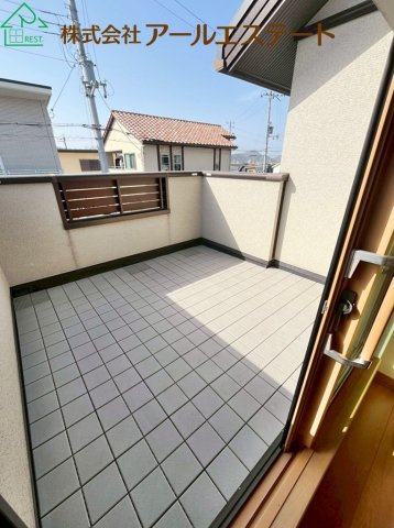 姫路市御立東6丁目　　　中古戸建のバルコニー
