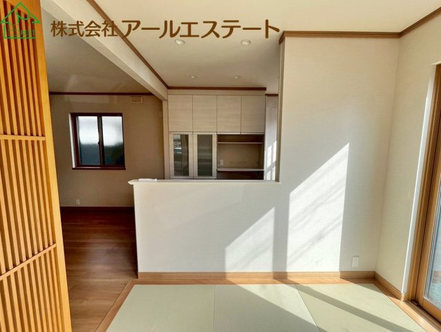 姫路市御立東6丁目　　　中古戸建の居間・リビング