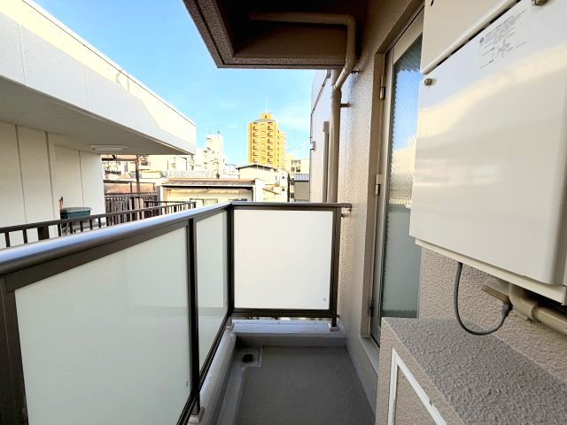 リフュージュ本山のバルコニー