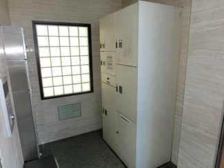 【エントランス】 | ガレリア東船橋 | 宅配ボックスも完備