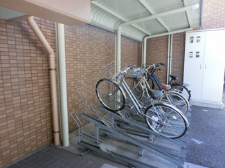 【その他共用部分】 | ガレリア東船橋 | 屋根付き駐輪場となります