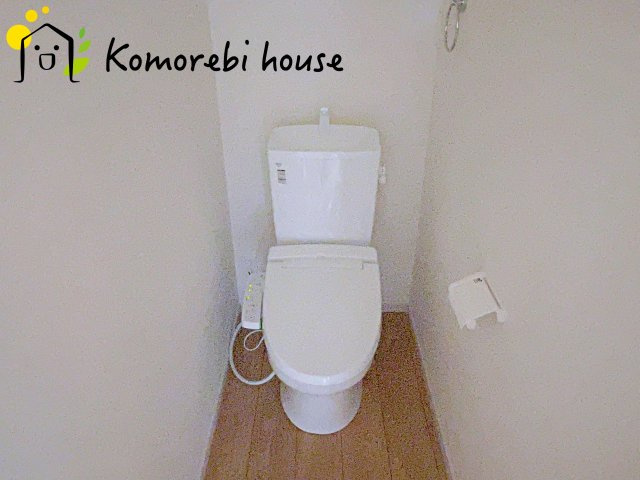 桶川市北　12期　ケイアイグレース　新築一戸建て　01のトイレ|落ち着いた色調のトイレです