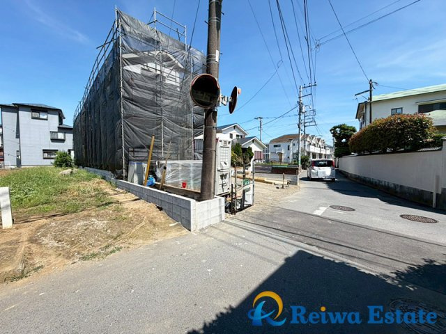 新築戸建　茅ヶ崎市今宿の前面道路含む現地写真