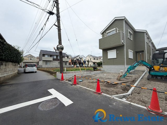 新築戸建　茅ヶ崎市今宿の前面道路含む現地写真