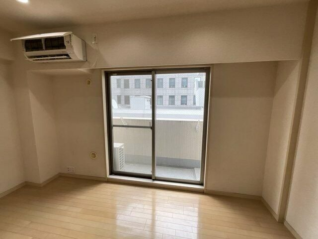 エスコート西新宿