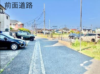 泉区和泉が丘3丁目 中古戸建 3997万円の前面道路含む現地写真
