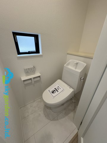 鎌倉市今泉台910番　新築戸建　全１棟のトイレ|2階のトイレ