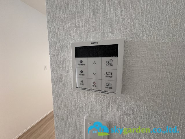 鎌倉市今泉台910番　新築戸建　全１棟の設備|給湯スイッチパネル