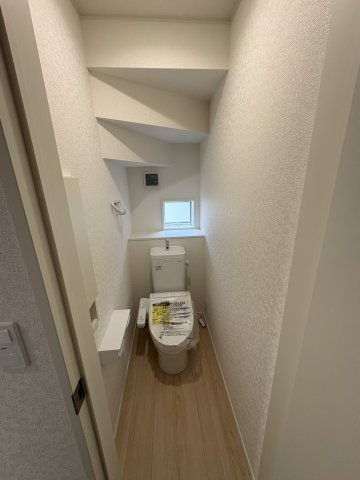 筑後市野町 第3のトイレ|明り取り窓
