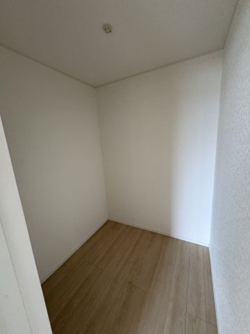 筑後市野町 第3の収納|ウオークインクローゼットは使い方広がりますね