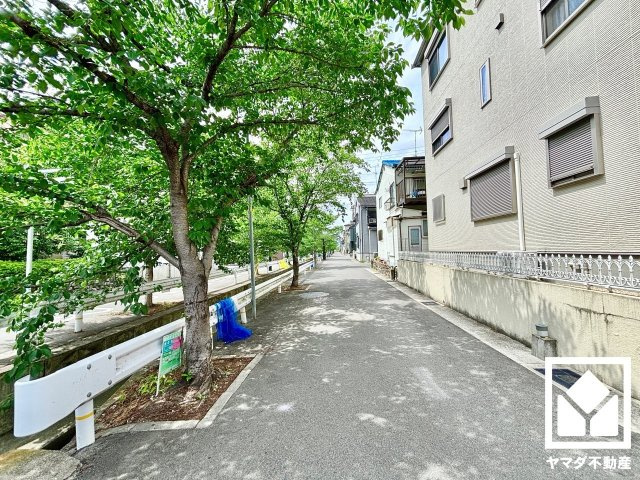 宇治市小倉町南堀池の前面道路含む現地写真