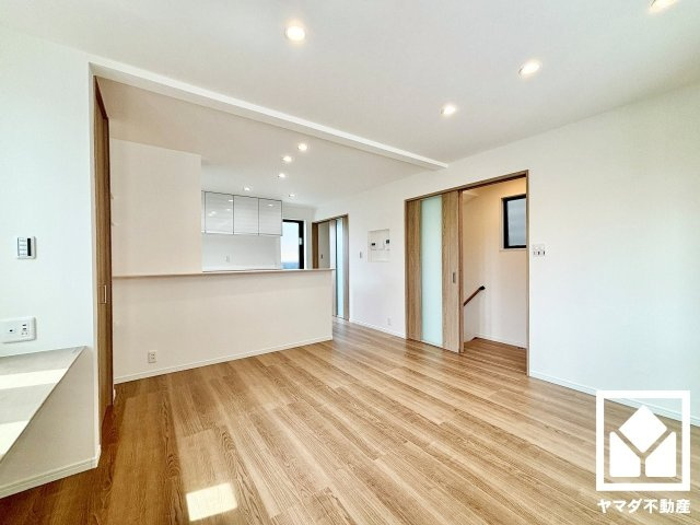 宇治市小倉町南堀池の居間・リビング
