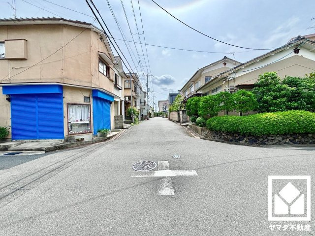 宇治市小倉町南堀池の前面道路含む現地写真