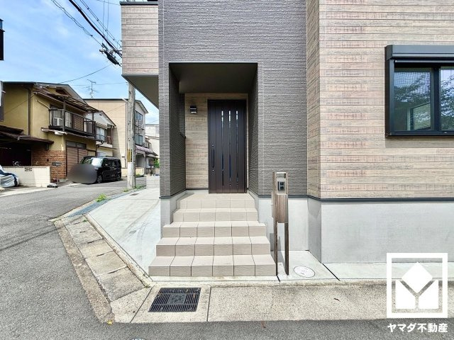 宇治市小倉町南堀池の玄関