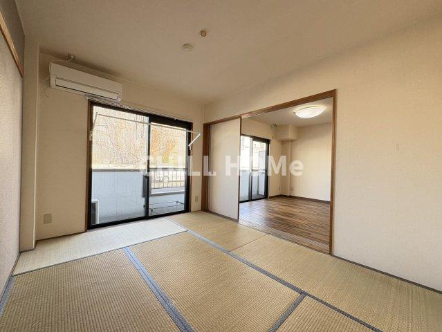 ハツミマンションBの居間・リビング|当社、チルホームのHPもご覧ください(^^)/物件情報多数♪