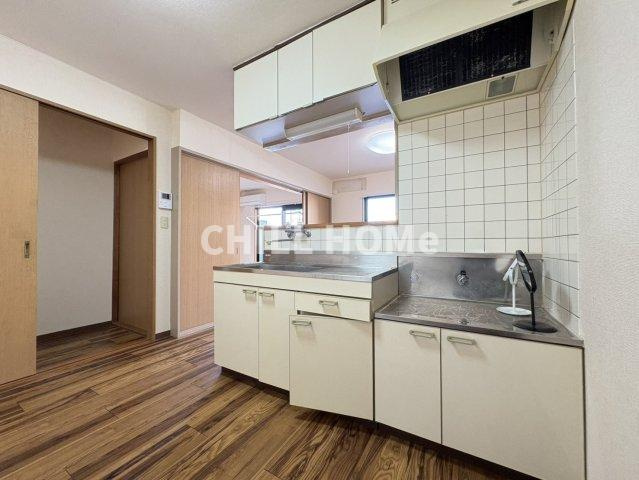 ハツミマンションBのキッチン|当社、チルホームのHPもご覧ください(^^)/物件情報多数♪