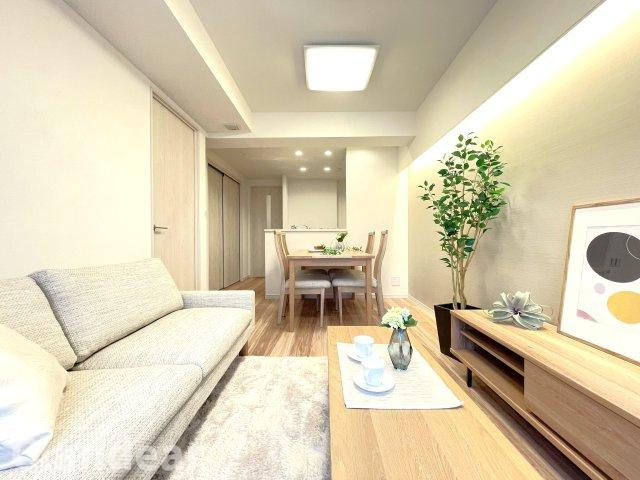 GSハイム第二金町の居間・リビング|ドキドキの新生活も、安心してスタート。ぴったりの住まいを見つけませんか？クランディアが一緒に住まい選びをサポートします‼　まずは、お気軽にお問合せください　＃クランディア