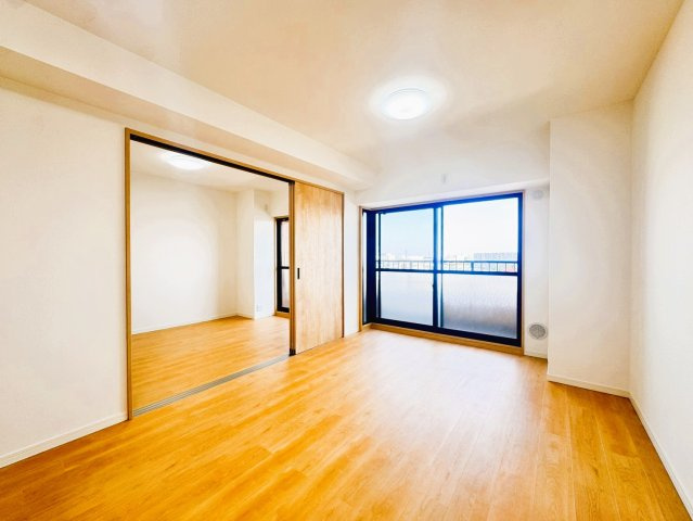 パレス草加松原の洋室|ドキドキの新生活も、安心してスタート。ぴったりの住まいを見つけませんか？クランディアが一緒に住まい選びをサポートします‼　まずは、お気軽にお問合せください　＃クランディア