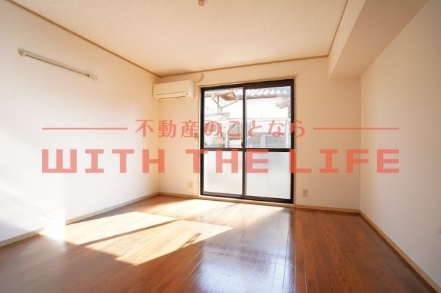 セジュール峯の浦【キャッシュバック対象】の居間・リビング|使いやすい居間です
