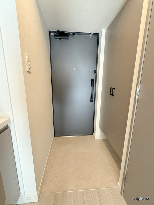 S-RESIDENCE阿波座bouncy　仲介手数料無料の玄関