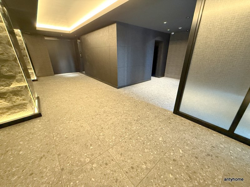 S-RESIDENCE阿波座bouncy　仲介手数料無料のロビー