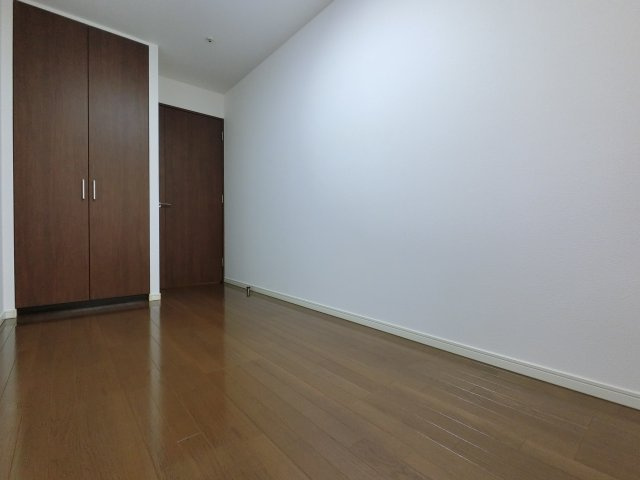CHIBA CENTRAL TOWERの洋室