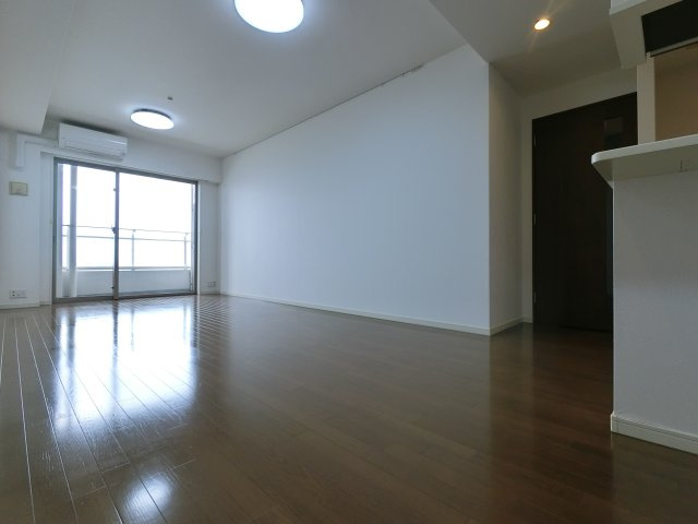 CHIBA CENTRAL TOWERの居間・リビング
