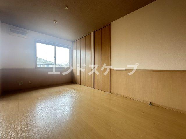 ロイヤルガーデン連取　Ｃの洋室|高崎、前橋のお部屋探しはエンドスケープまで！お客様の理想お聞かせ下さい♪
