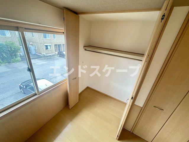 ロイヤルガーデン連取　Ｃの収納|高崎、前橋のお部屋探しはエンドスケープまで！お客様の理想お聞かせ下さい♪