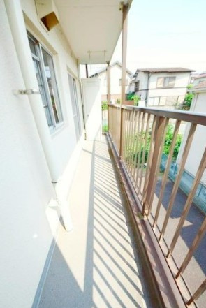 横浜市旭区金が谷２丁目の賃貸マンションのバルコニー