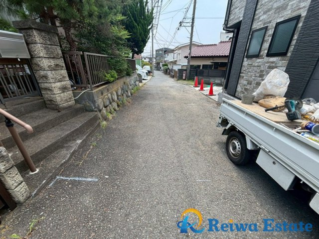 新築戸建　茅ヶ崎市出口町の前面道路含む現地写真|前面道路約4.0ｍ