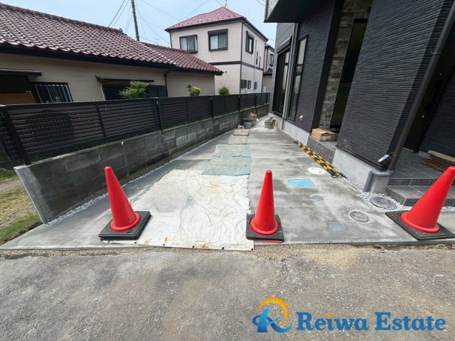 新築戸建　茅ヶ崎市出口町の駐車場|お車を所有される方に嬉しいカースペース。