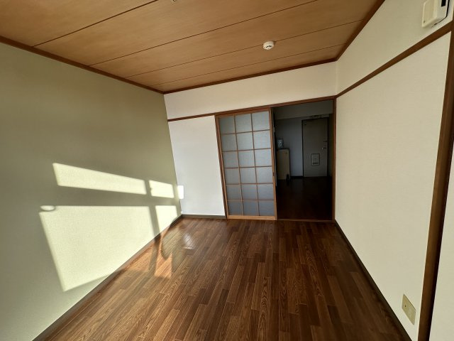 シャルマンパレスの居間・リビング