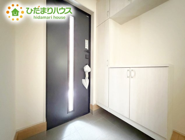 いわき市常磐下船尾１期　新築戸建　1号棟の玄関|丁度良い靴箱のサイズ♪これだけあれば家族全員の靴がしまえてスッキリ(^O^)