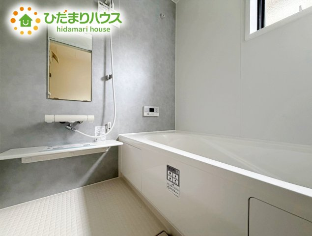 いわき市常磐下船尾１期　新築戸建　1号棟の浴室|"何歳まで一緒に入ってくれるだろうか・・・。
広いお風呂は、お子様と一緒に入るバスタイムがより楽しくなります。"
